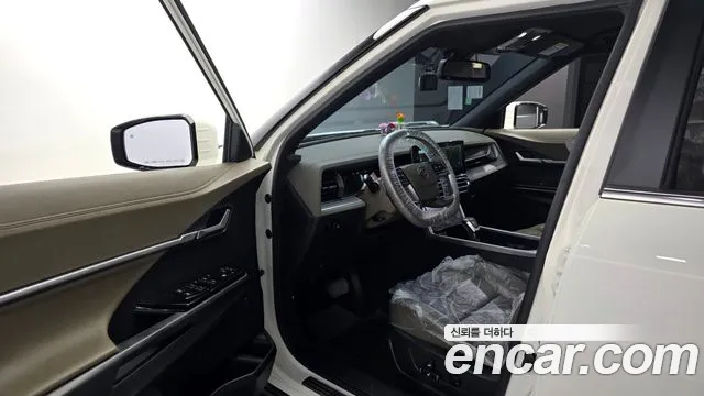 KG_Mobility_Ssangyong Torres 2023 thumb 10
