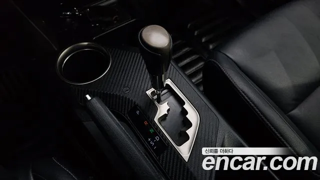 Toyota RAV4 2015 thumb 8