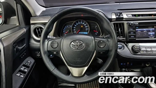 Toyota RAV4 2015 thumb 12