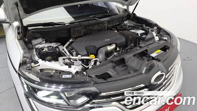 Renault-KoreaSamsung Koleos 2017 thumb 6