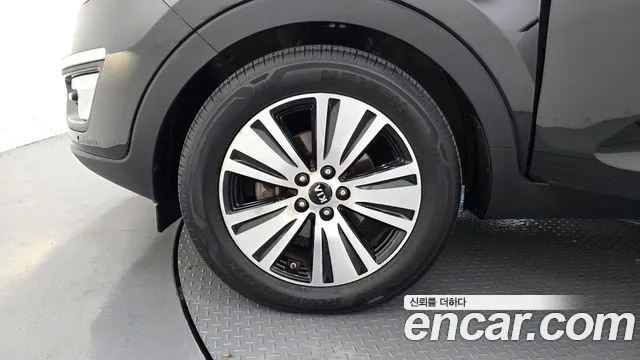 Kia Sportage 2014 thumb 5
