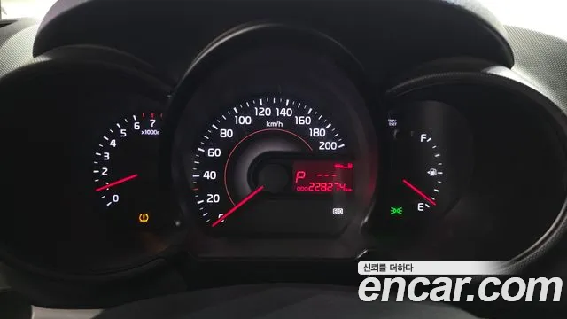 Kia Ray 2017 thumb 8