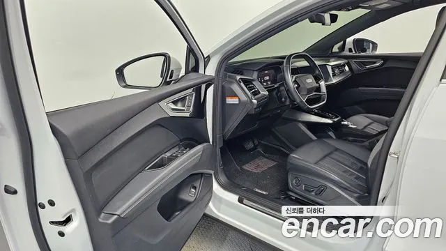 Audi Q4 e-tron 2023 thumb 10