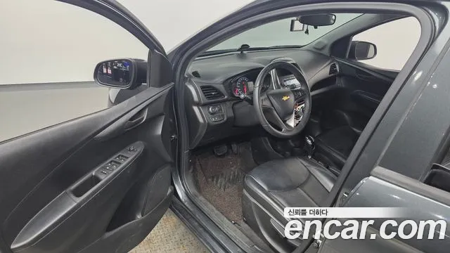 ChevroletGMDaewoo Spark 2016 thumb 10