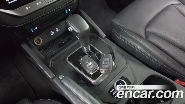 KG_Mobility_Ssangyong Rexton 2025 thumb 9