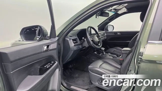 KG_Mobility_Ssangyong Rexton 2025 thumb 10