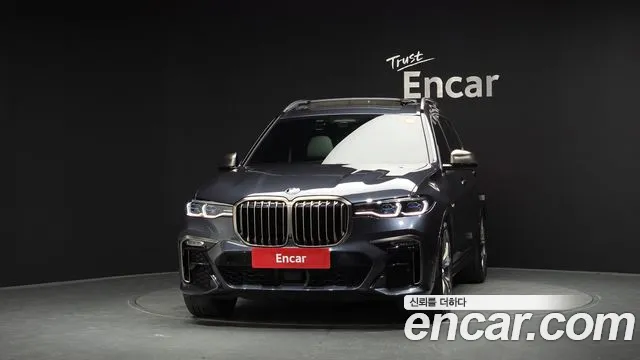 BMW X7 2021 thumb 3