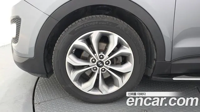 Hyundai Santa Fe 2014 thumb 5