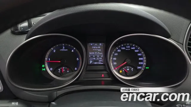 Hyundai Santa Fe 2014 thumb 8