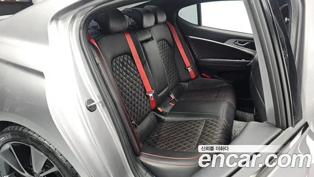 Genesis G70 2023 thumb 12
