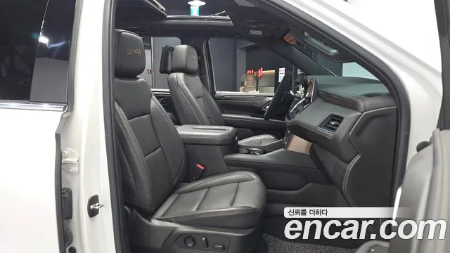 ChevroletGMDaewoo Tahoe 2022 thumb 10