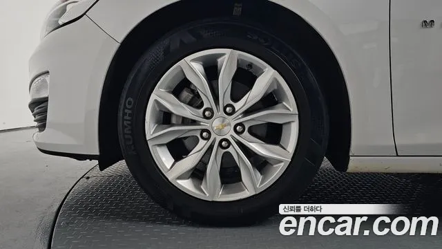 ChevroletGMDaewoo Malibu 2020 thumb 4