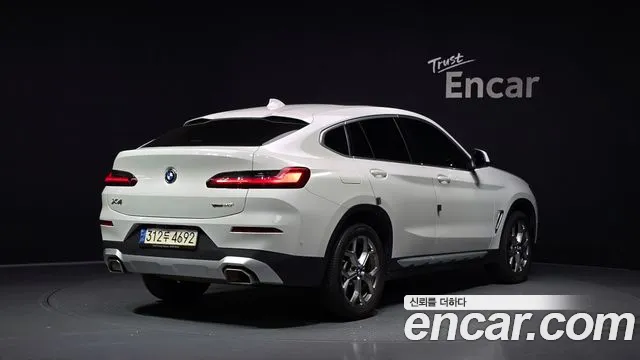 BMW X4 2022 thumb 2