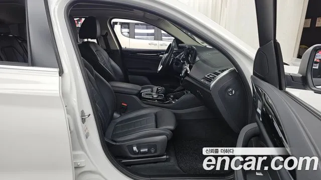 BMW X4 2022 thumb 11