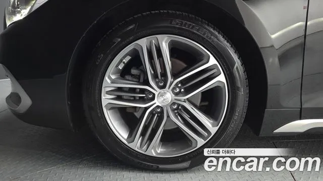 Hyundai Grandeur 2017 thumb 5