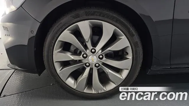 ChevroletGMDaewoo Malibu 2017 thumb 5
