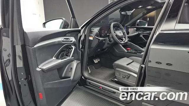 Audi Q5 2025 thumb 10