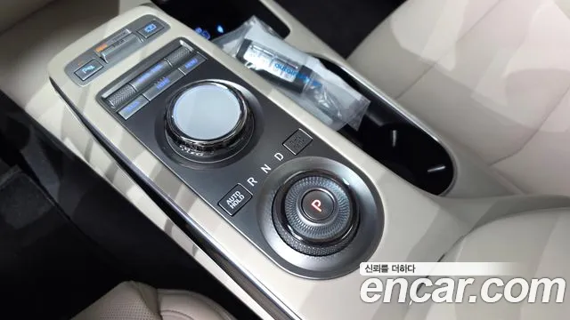 Genesis GV70 2021 thumb 9