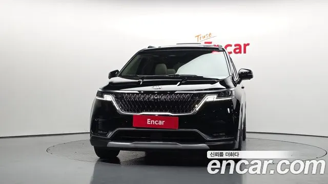 Kia Carnival 2021 thumb 3