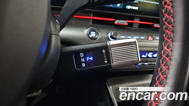 Hyundai Kona 2025 thumb 9