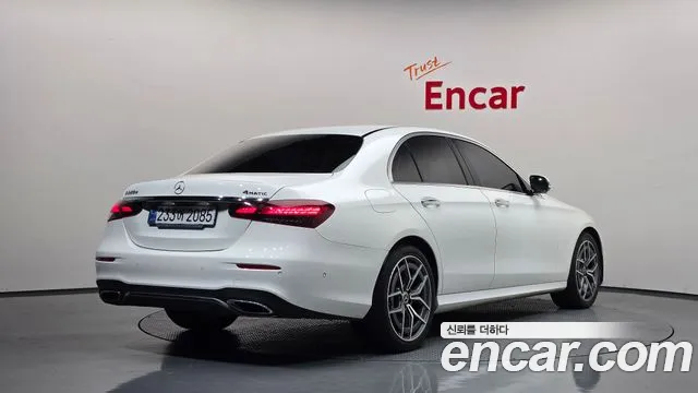 Mercedes-Benz E-Класс 2022 thumb 2