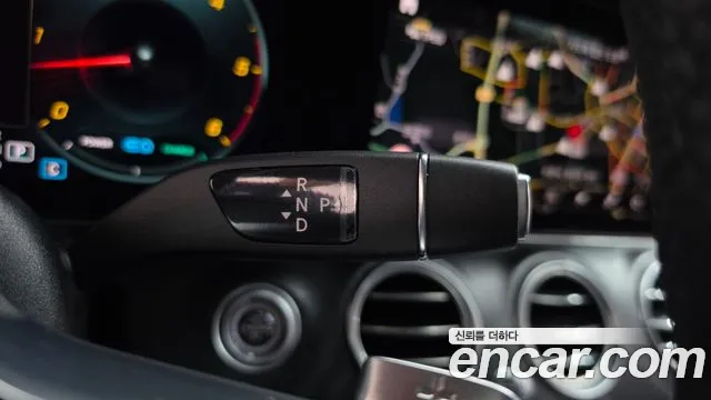 Mercedes-Benz E-Класс 2022 thumb 9