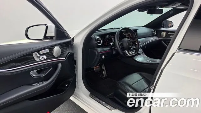 Mercedes-Benz E-Класс 2022 thumb 10