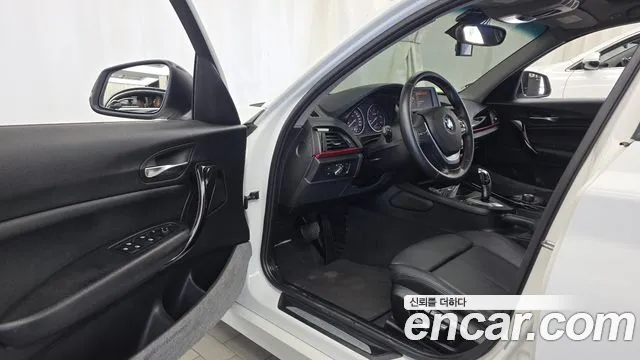 BMW 1-Series 2015 thumb 10