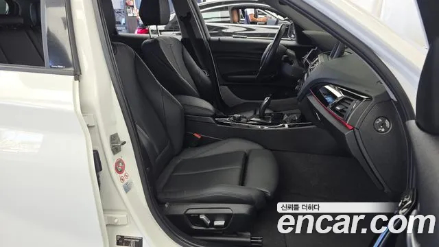 BMW 1-Series 2015 thumb 11