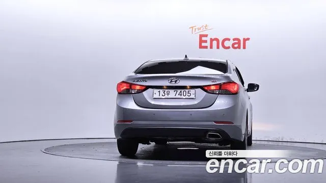 Hyundai Avante 2013 thumb 4