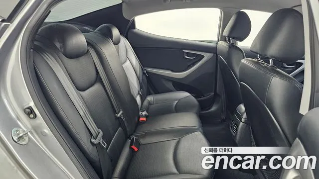 Hyundai Avante 2013 thumb 12