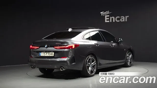 BMW 2-Series 2021 thumb 2