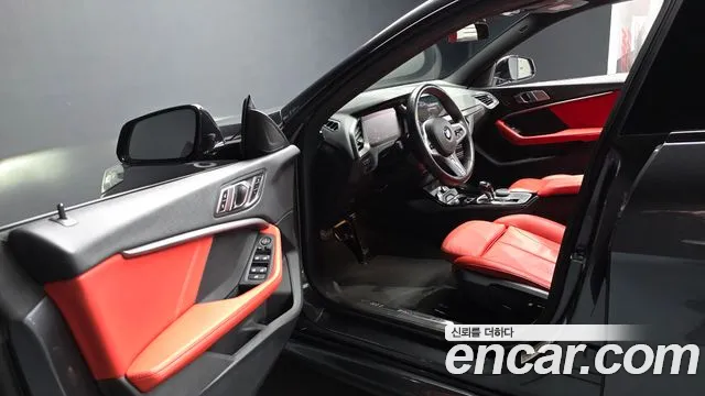 BMW 2-Series 2021 thumb 10