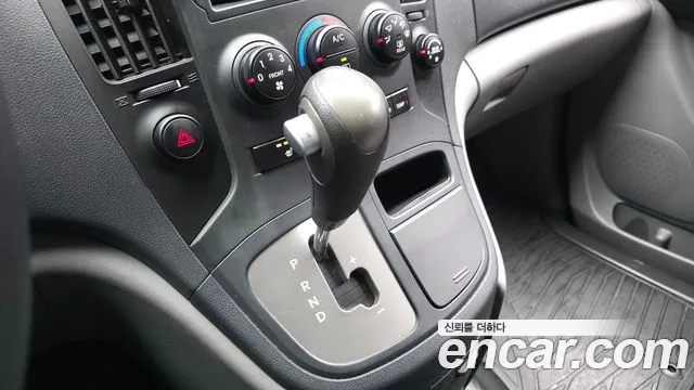 Hyundai Starex 2012 thumb 9