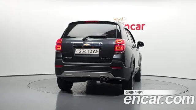 ChevroletGMDaewoo Captiva 2016 thumb 4