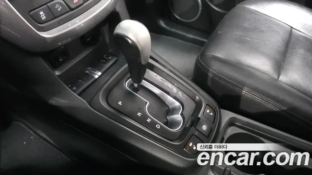 ChevroletGMDaewoo Captiva 2016 thumb 9
