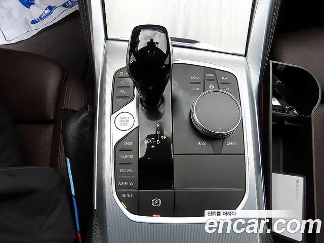 BMW 4-Series 2022 thumb 9