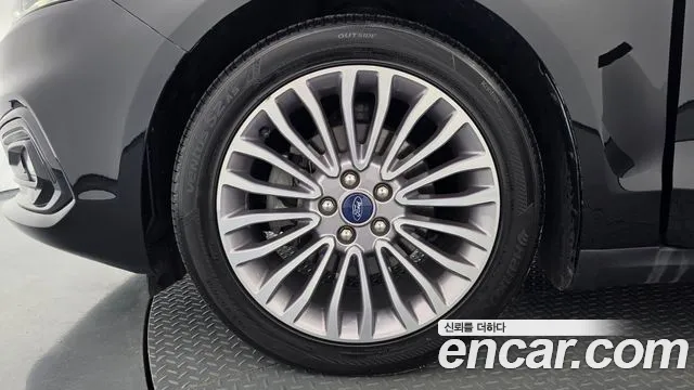 Ford Mondeo 2020 thumb 5