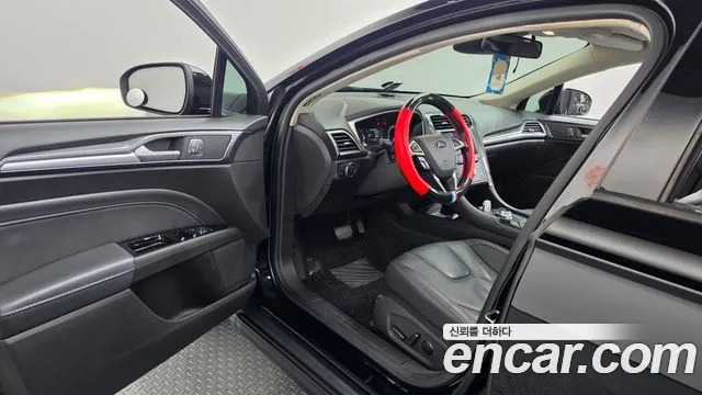 Ford Mondeo 2020 thumb 10