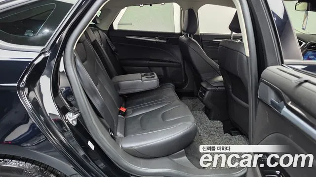 Ford Mondeo 2020 thumb 11