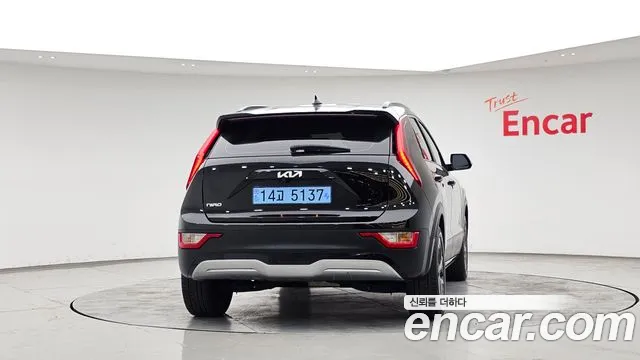 Kia Niro 2022 thumb 4