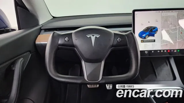 Tesla Model Y 2021 thumb 12