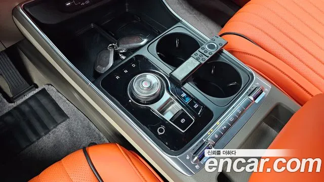Kia Carnival 2024 thumb 8