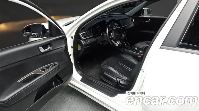 Kia K5 2019 thumb 10