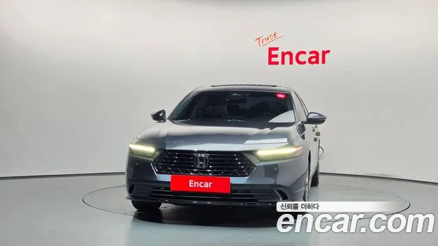 Honda Accord 2023 thumb 3