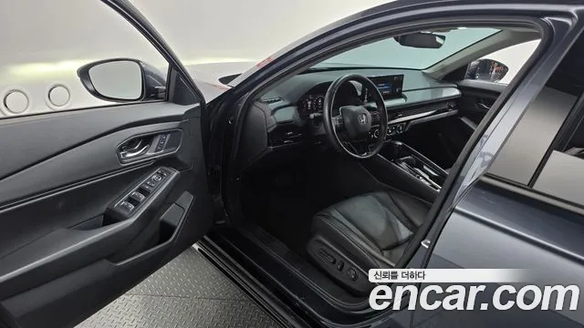 Honda Accord 2023 thumb 10
