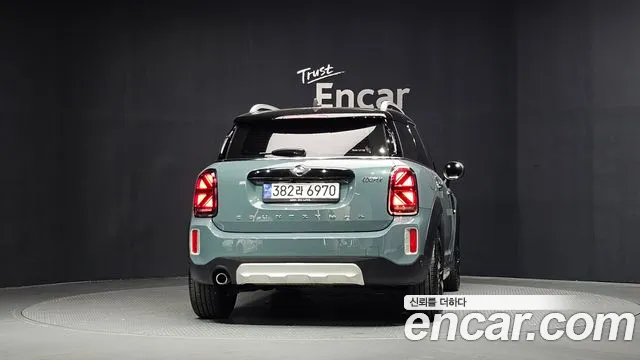MINI Countryman 2023 thumb 4