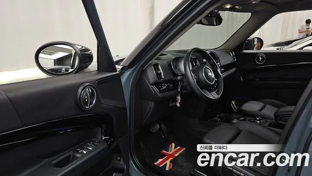 MINI Countryman 2023 thumb 10