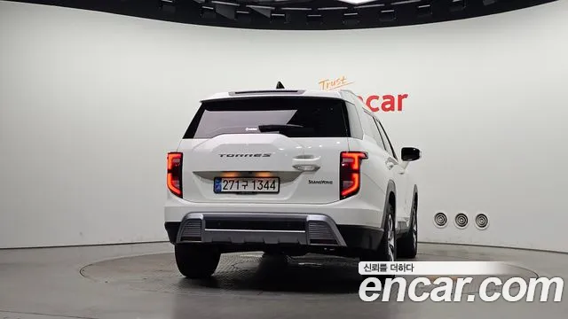 KG_Mobility_Ssangyong Torres 2023 thumb 4