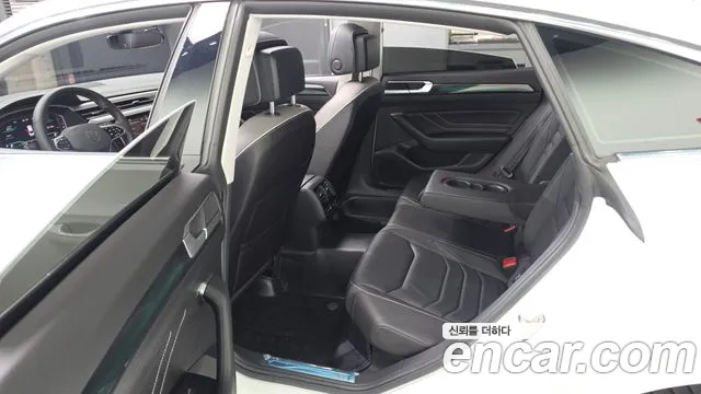 Volkswagen Arteon 2023 thumb 12